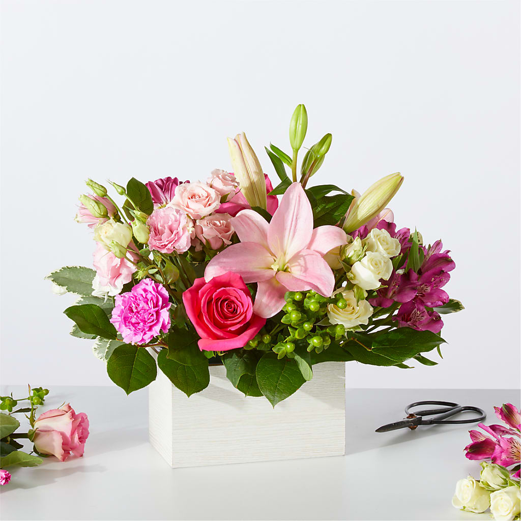 Sweetberry Box – A Florist Original – The Flower Chef Llc, Cartersville GA