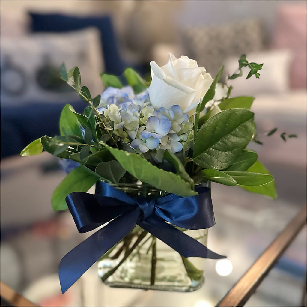 Sky Blue Delight Bouquet –  The Flower Chef Llc, Cartersville GA