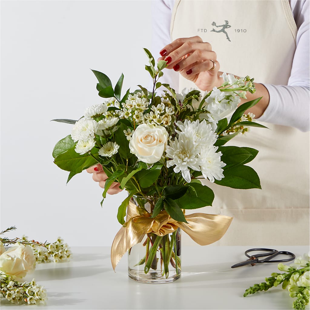 New Beginnings – A Florist Original –  The Flower Chef Llc, Cartersville GA