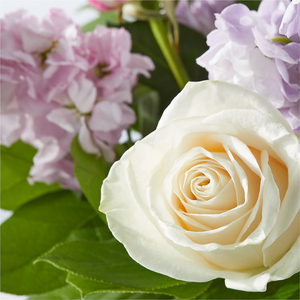 Springtime Spritz Bouquet –  The Flower Chef Llc, Cartersville GA