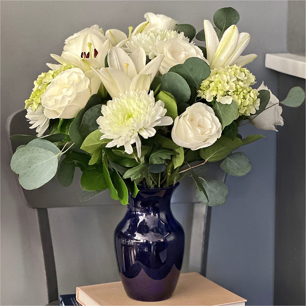 Snowy Dreams Bouquet –  The Flower Chef Llc, Cartersville GA