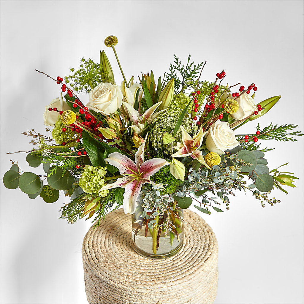 Berry & Bright Bouquet –  The Flower Chef Llc, Cartersville GA