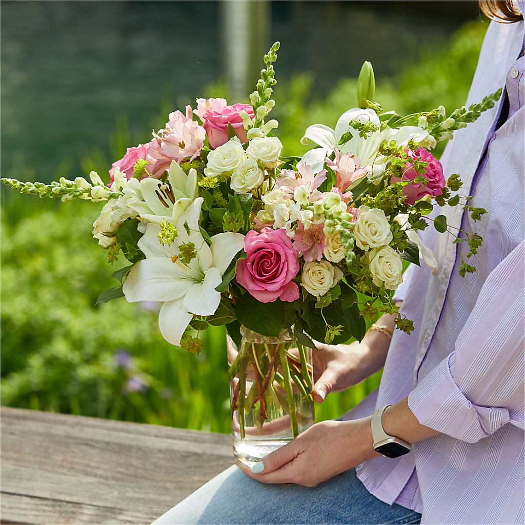 Fondly Bouquet –  The Flower Chef Llc, Cartersville GA